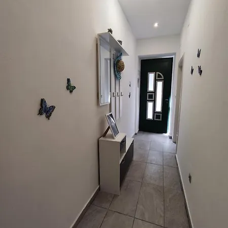 Apartments With Wifi Sibenik - 18945 Apartment *
